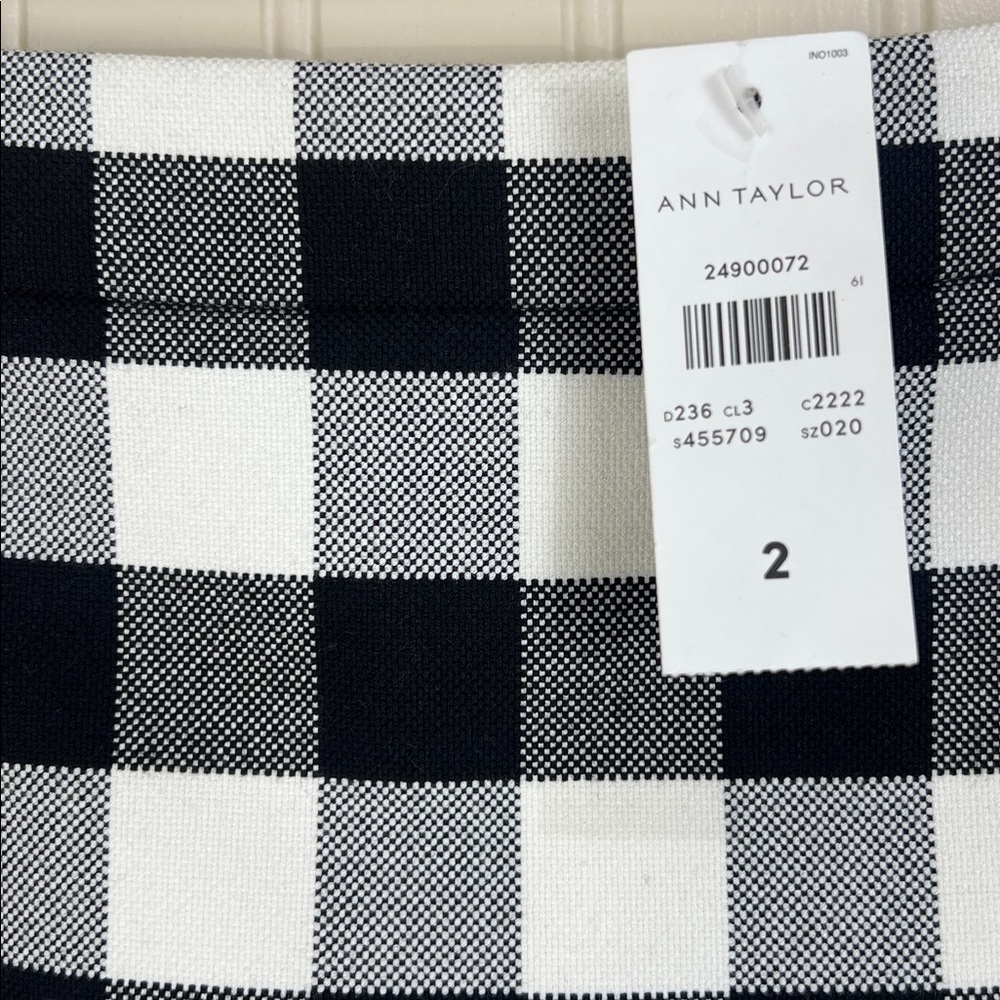 NWT Ann Taylor Women’s Checkered Pencil Skirt Black White Lined Size 2 - Picture 4 of 9